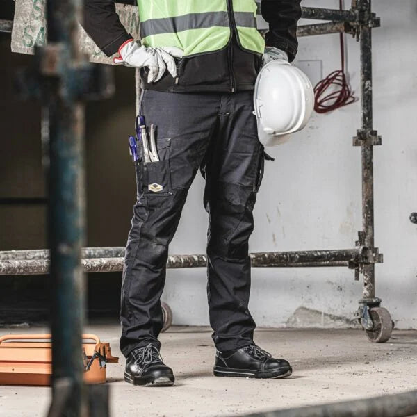 Rebel Tech Gear Trousers